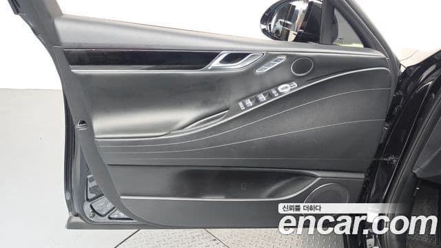 Genesis G80 2021 — Photo 21/32