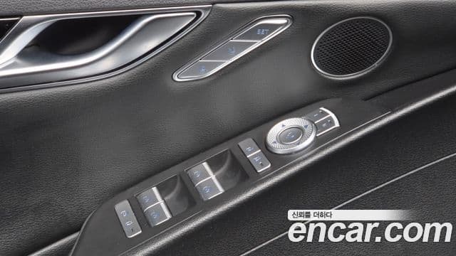 Genesis G80 2021 — Photo 24/32
