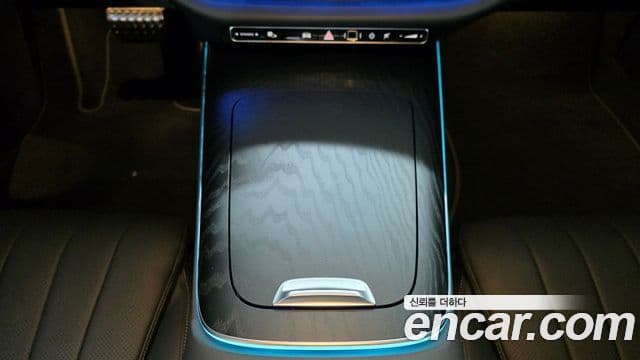 Mercedes-Benz E-Class 2025 — Şəkil 7/20