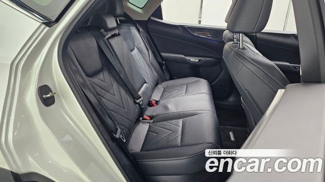 Lexus NX350h 2024 — Şəkil 11/20