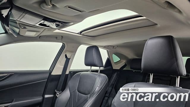 Lexus NX350h 2024 — Photo 11/32