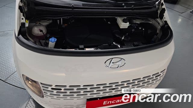Hyundai Staria 2021 — Фото 6/20