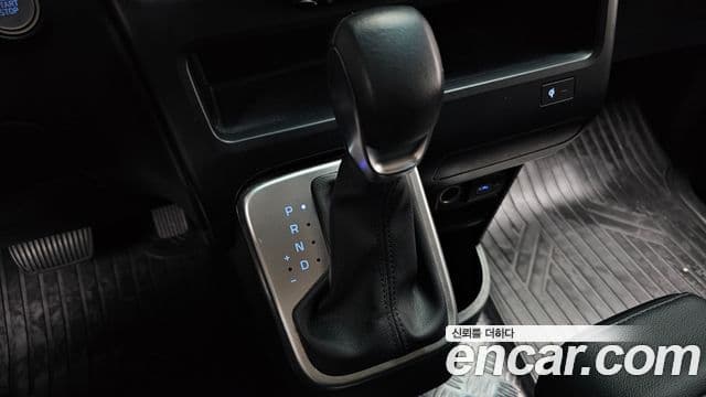 Hyundai Staria 2021 — Фото 9/20