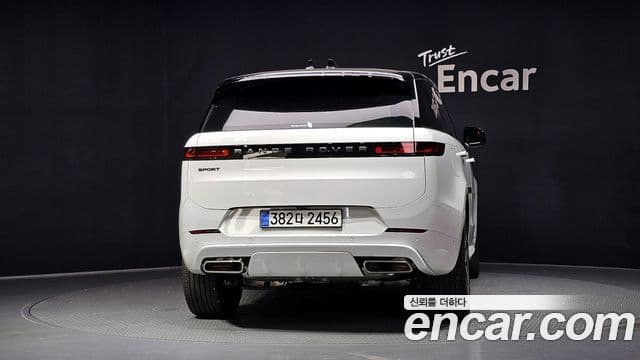 Land Rover Range Rover Sport 2025 — Фото 4/20