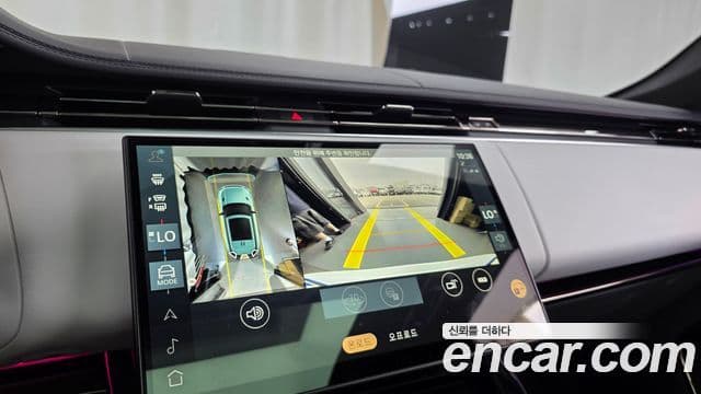 Land Rover Range Rover Sport 2025 — Фото 15/20
