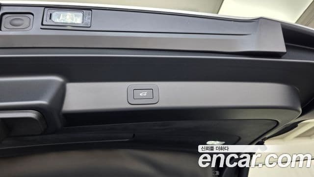 Land Rover Range Rover Sport 2025 — Photo 1/36