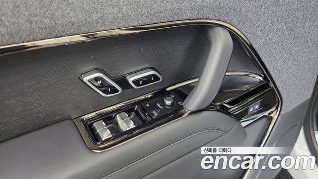 Land Rover Range Rover Sport 2025 — Photo 5/36