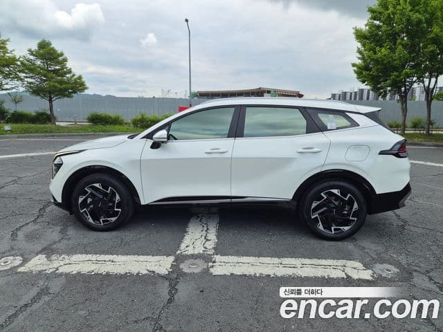 Kia Sportage 2024 — ფოტო 5/20