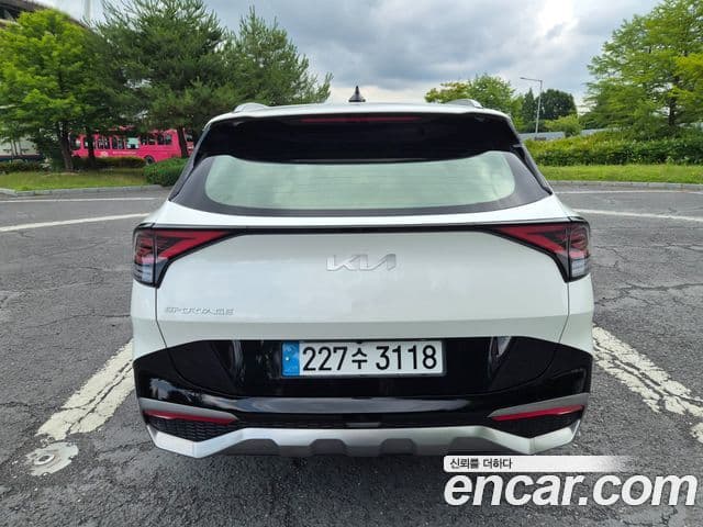 Kia Sportage 2024 — ფოტო 6/20