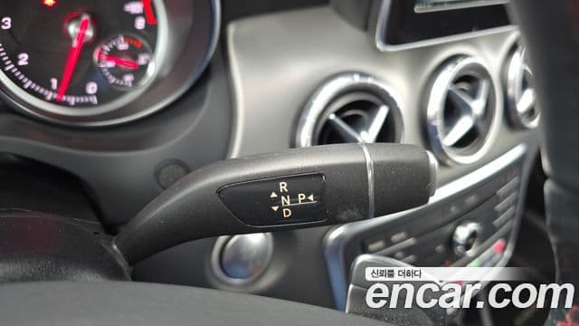 Mercedes-Benz CLA-Class 2018 — ფოტო 24/31