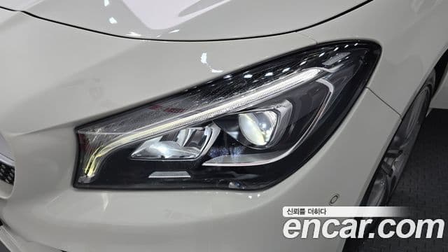 Mercedes-Benz CLA-Class 2018 — ფოტო 2/31