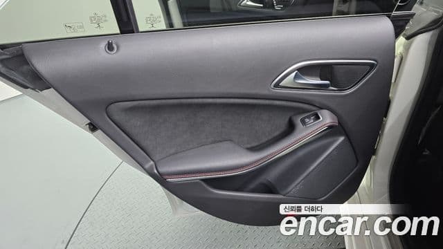 Mercedes-Benz CLA-Class 2018 — ფოტო 21/31