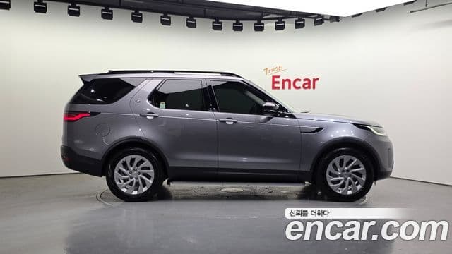 Land Rover Discovery 5 2026 — ფოტო 5/20