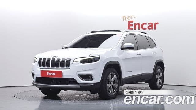 Jeep Cherokee 2021 — фото 10 из 20