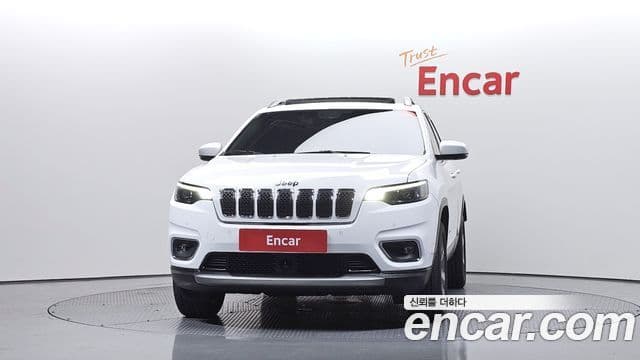 Jeep Cherokee 2021 — фото 2 из 20