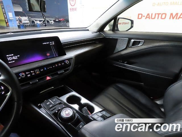 Kia K8 2021 — Şəkil 9/20