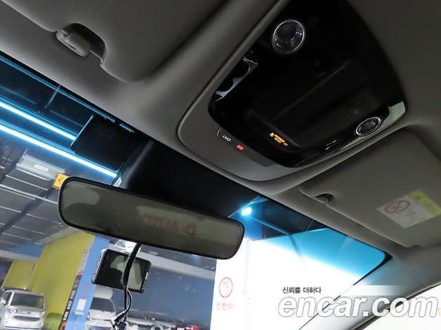 Kia K8 2021 — Şəkil 13/20