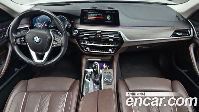 BMW 5 Series 2018 — Şəkil 6/20