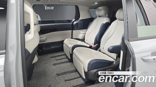 Kia Carnival 2024 — Фото 12/20