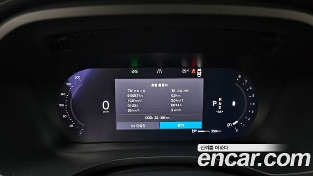 Volvo XC60 2023 — Фото 8/20