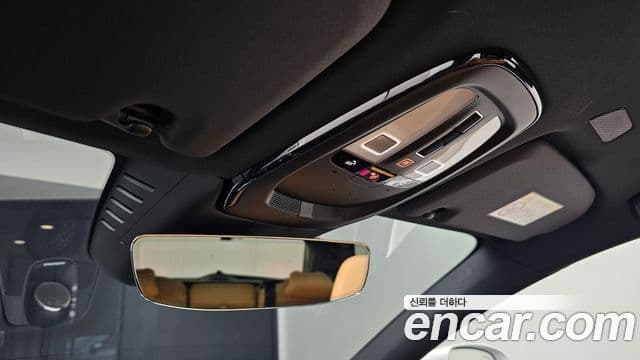 Volvo XC60 2023 — Photo 11/32