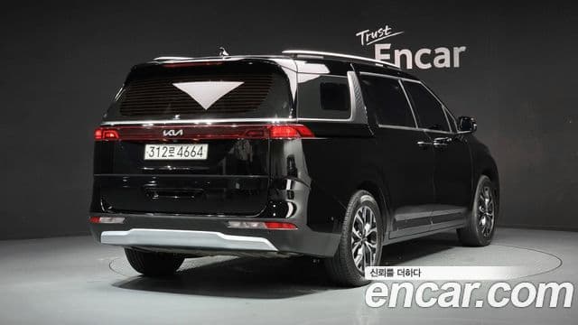 Kia Carnival 2022 — Şəkil 1/20