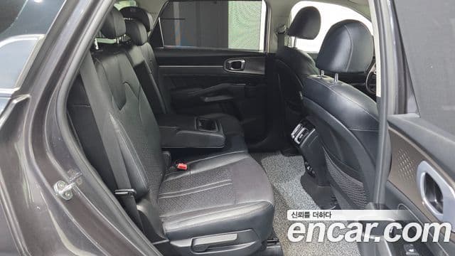 Kia Sorento 2020 — ფოტო 11/20