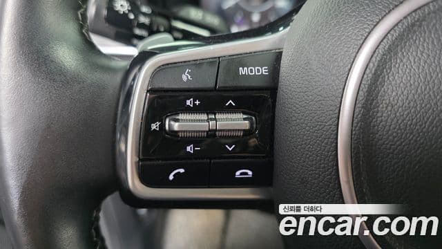 Kia Sorento 2020 — ფოტო 19/20