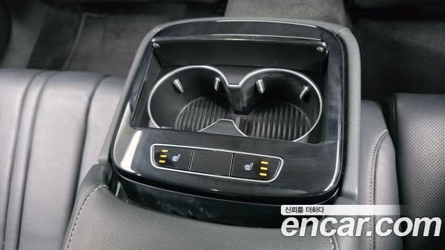 Genesis G80 2022 — ფოტო 14/20