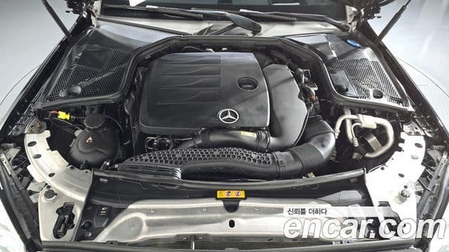 Mercedes-Benz C-Class 2020 — ფოტო 6/20