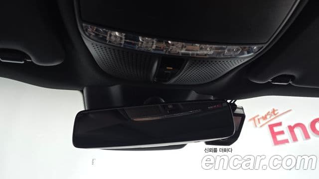 Mercedes-Benz C-Class 2020 — ფოტო 20/20