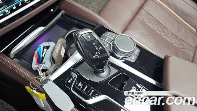 BMW 5 Series 2022 — Şəkil 7/20
