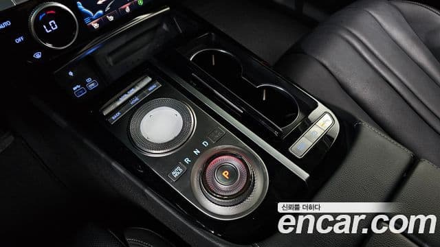 Genesis Electrified G80 2022 — ფოტო 9/20