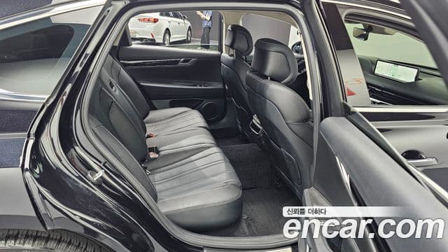 Genesis Electrified G80 2022 — ფოტო 11/20