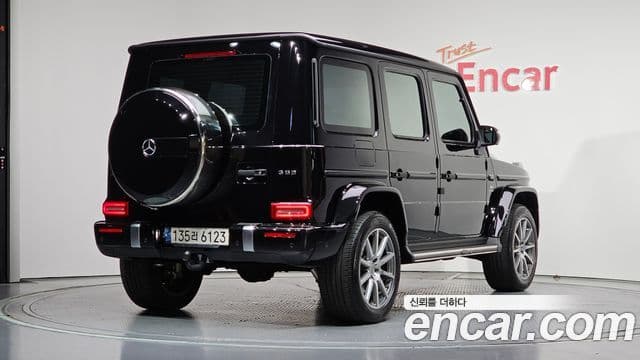 Mercedes-Benz G-Class 2020 — ფოტო 2/20