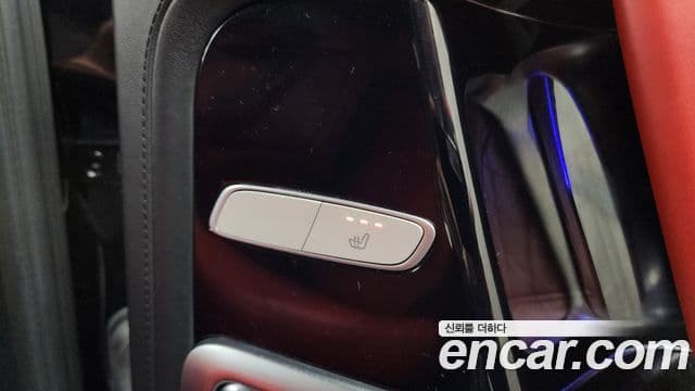 Mercedes-Benz G-Class 2020 — ფოტო 19/20