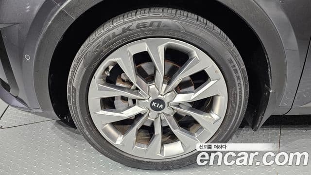 Kia Sorento 2020 — фото 5 из 20