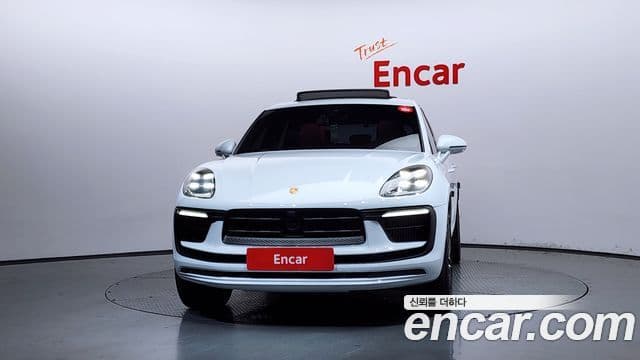 Porsche Macan 2022 — Şəkil 3/20