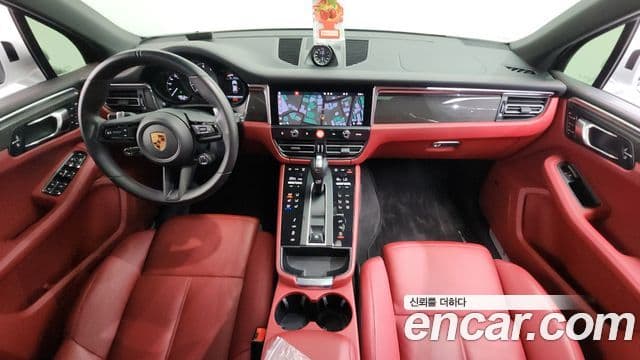 Porsche Macan 2022 — Şəkil 7/20