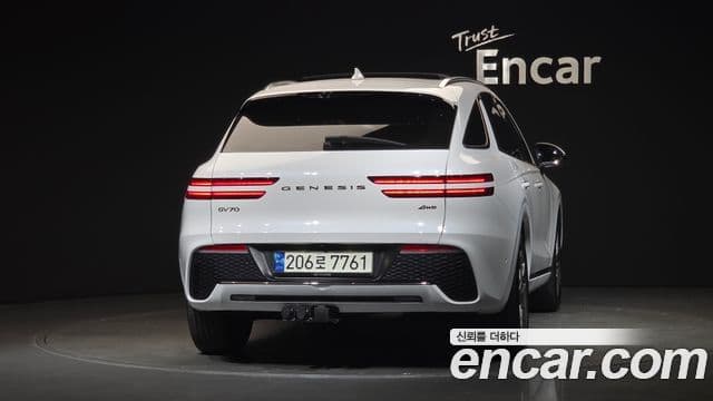 Genesis GV70 2021 — ფოტო 4/20