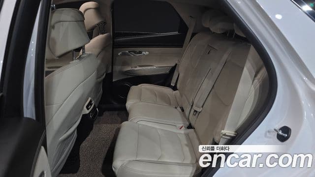 Genesis GV70 2021 — ფოტო 11/20