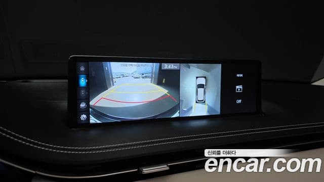 Genesis GV70 2021 — ფოტო 15/20