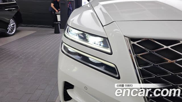 Genesis GV80 2022 — Photo 25/37