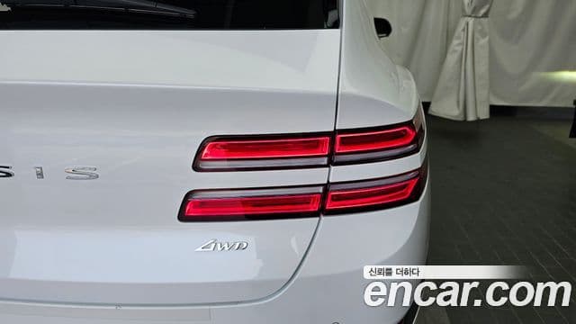 Genesis GV80 2022 — Photo 29/37