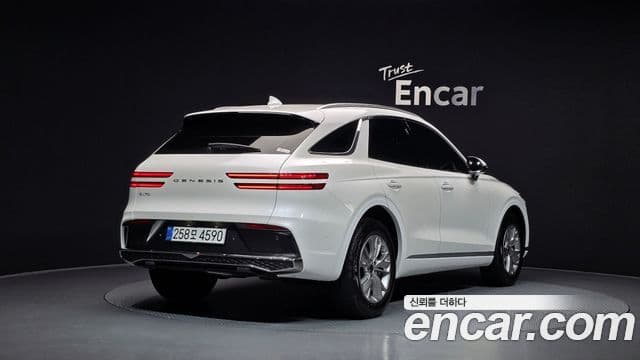 Genesis GV70 2025 — Şəkil 2/20