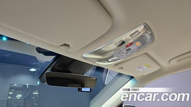 Genesis GV70 2025 — Şəkil 18/20
