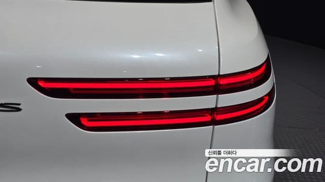 Genesis GV70 2025 — ფოტო 19/30