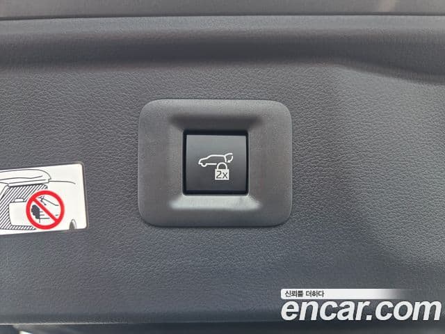 Toyota Alphard 2024 — ფოტო 17/20