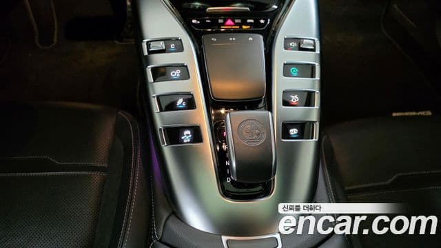 Mercedes-Benz AMG GT 2022 — Şəkil 8/20