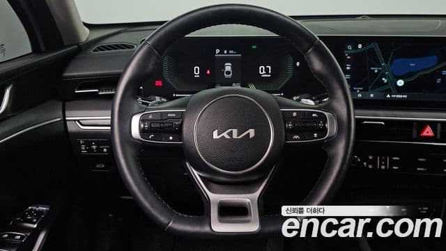 Kia K5 2024 — ფოტო 13/20